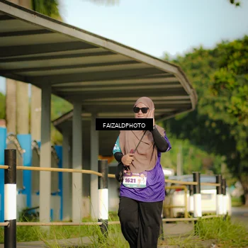 Runner Photo 8295912