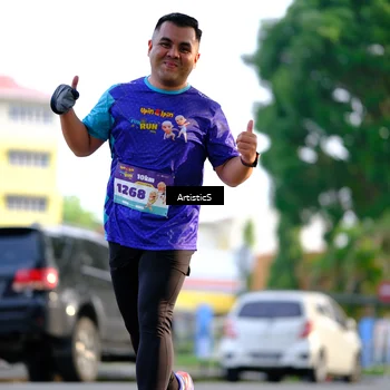 Runner Photo 8295934