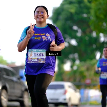 Runner Photo 8295940