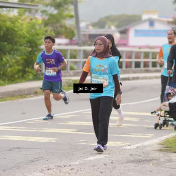 Runner Photo 8295998