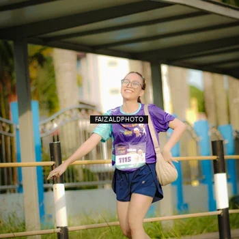 Runner Photo 8296008