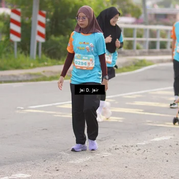 Runner Photo 8296017