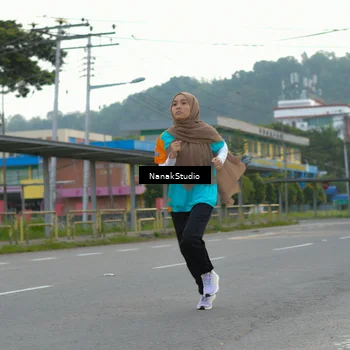 Runner Photo 8296043