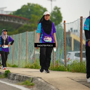 Runner Photo 8296047