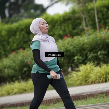 Runner Photo 8296050