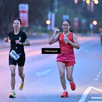 Runner Photo 8296057