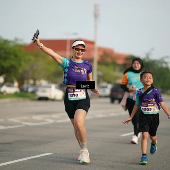 Runner Photo 8296070