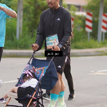 Runner Photo 8296074