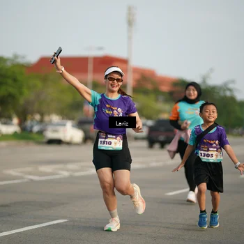 Runner Photo 8296078