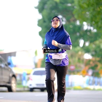 Runner Photo 8296105