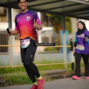 Runner Photo 8296109
