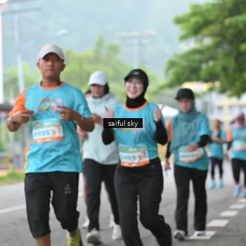 Runner Photo 8296129