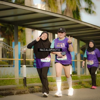 Runner Photo 8296139