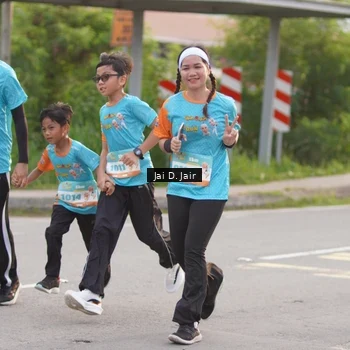 Runner Photo 8296141