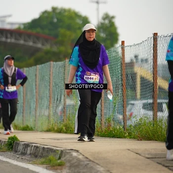 Runner Photo 8296143