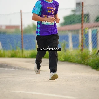 Runner Photo 8296151