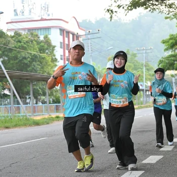 Runner Photo 8296172