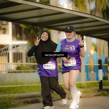 Runner Photo 8296181