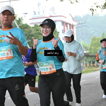 Runner Photo 8296195