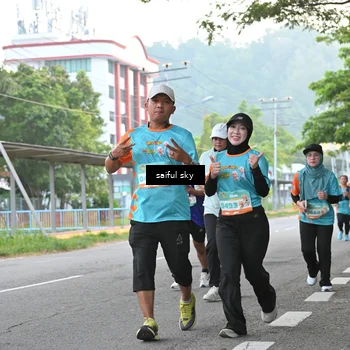 Runner Photo 8296203