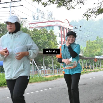 Runner Photo 8296207