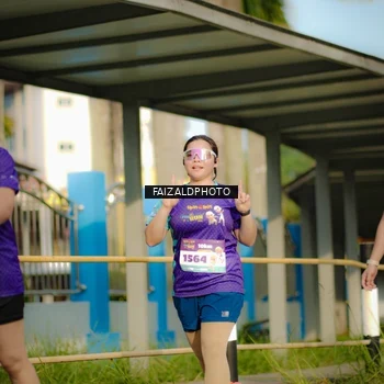 Runner Photo 8296209