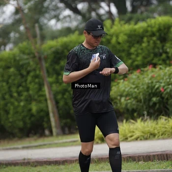 Runner Photo 8296210