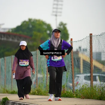 Runner Photo 8296211