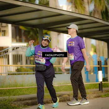 Runner Photo 8296222