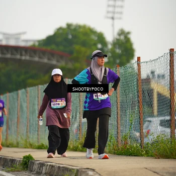 Runner Photo 8296240