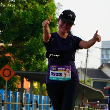 Runner Photo 8296243
