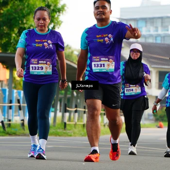 Runner Photo 8296261