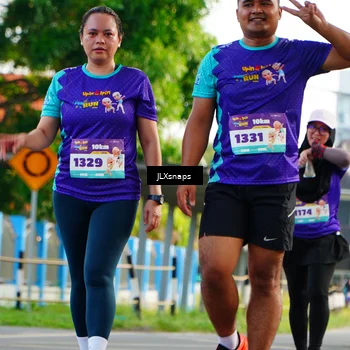 Runner Photo 8296264