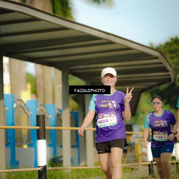 Runner Photo 8296274