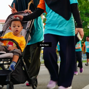 Runner Photo 8296282