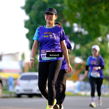Runner Photo 8296290