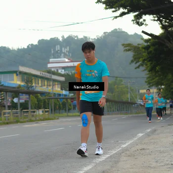 Runner Photo 8296291
