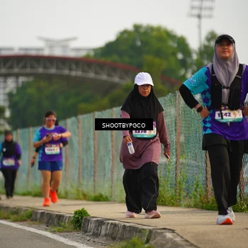 Runner Photo 8296302