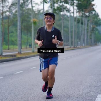 Runner Photo 8296342