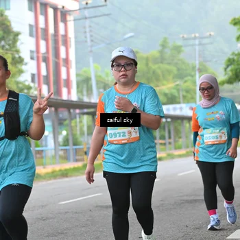 Runner Photo 8296351