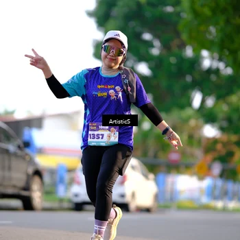Runner Photo 8296353