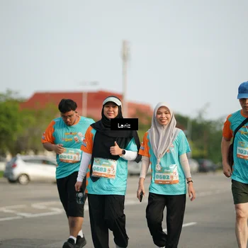 Runner Photo 8296376