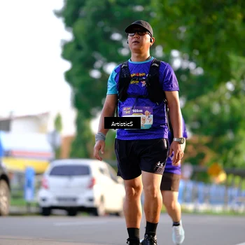 Runner Photo 8296383