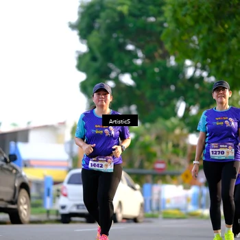 Runner Photo 8296391