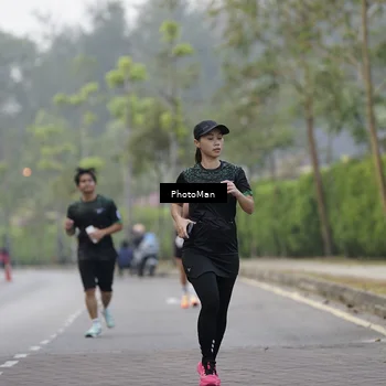 Runner Photo 8296423
