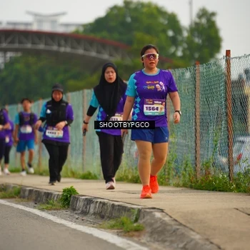 Runner Photo 8296440