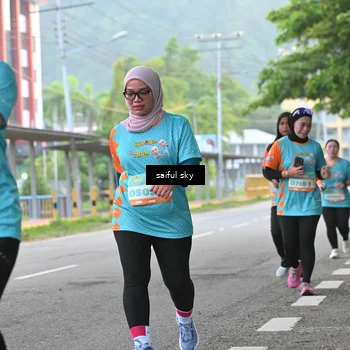 Runner Photo 8296441