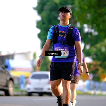 Runner Photo 8296447