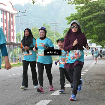 Runner Photo 8296459