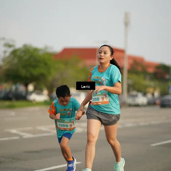 Runner Photo 8296460